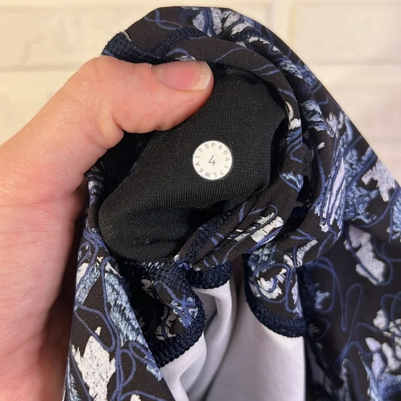 Lululemon Embellished Multi Wunder Under High Rise Cropped Legging, Women’s 4 - Picture 9 of 9